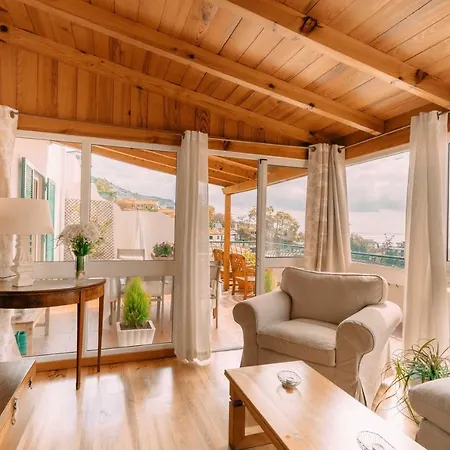 Atlantic View Penthouse 아파트